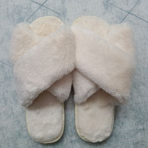Fuzzy Spa Slippers